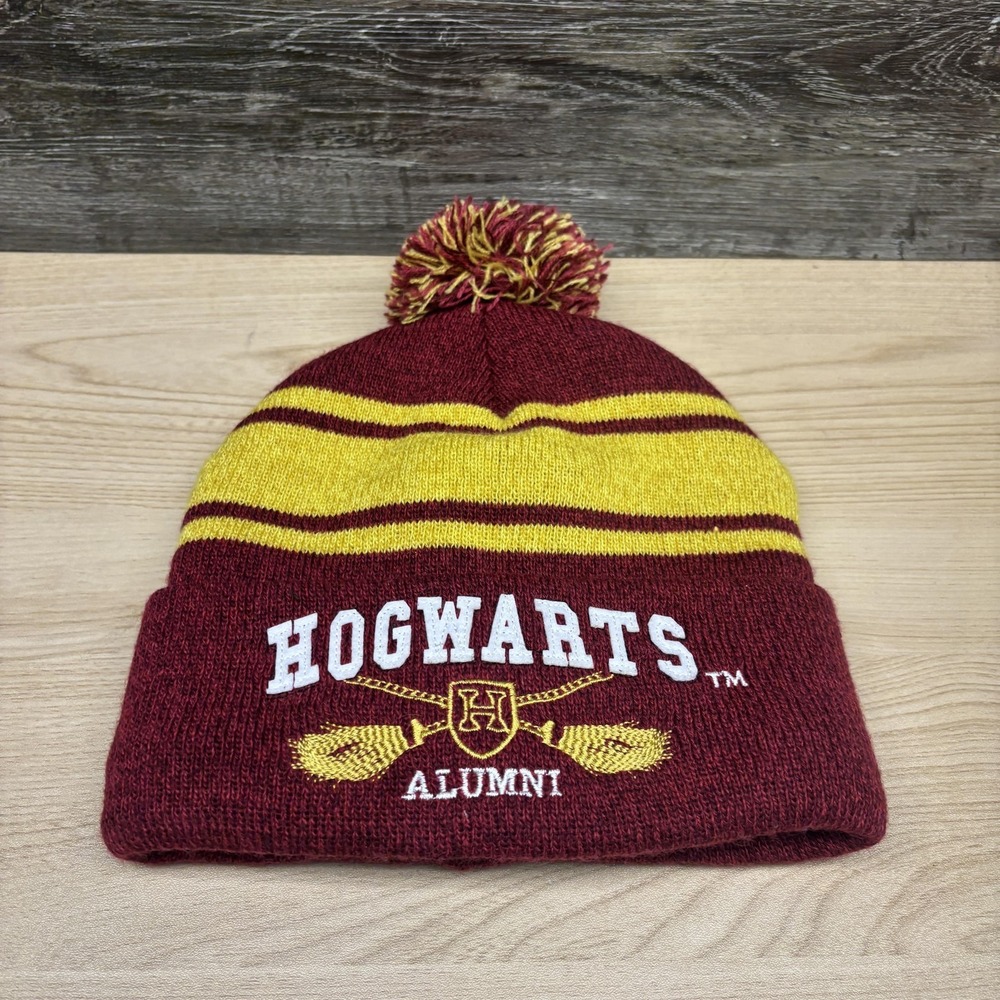 Hogwarts Alumni Hat Beanie Pom Knit Maroon Gold Fleece Lined Winter Mens